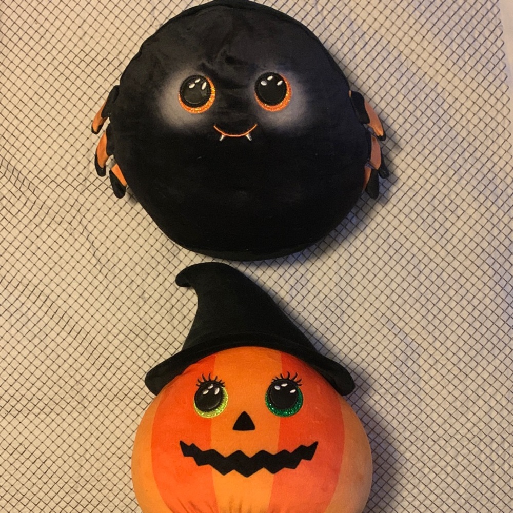 Halloween Ty Spider and Pumpkin Plush
